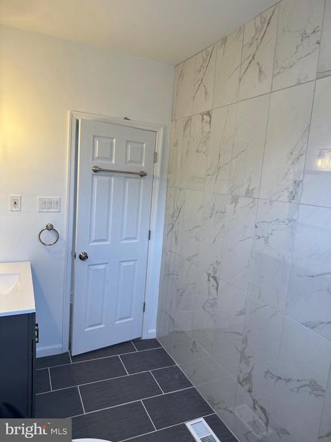 710 E 41st St, Baltimore, MD 21218 photo 21