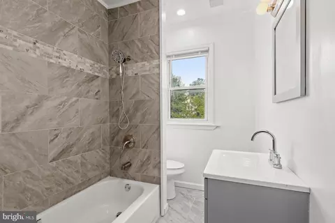 707 Springfield Ave, Baltimore, MD 21212 photo 23
