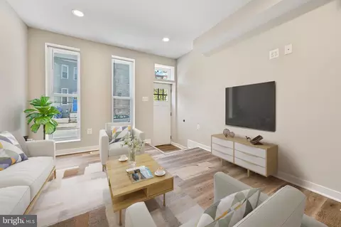 521 E 27th St, Baltimore, MD 21218 photo 3
