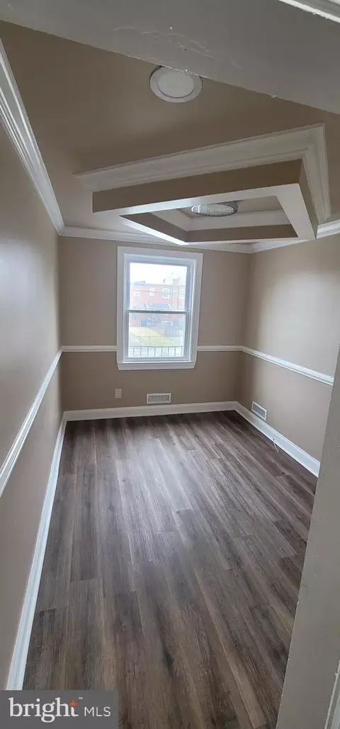 3904 Kenyon Ave, Baltimore, MD 21213 photo 4