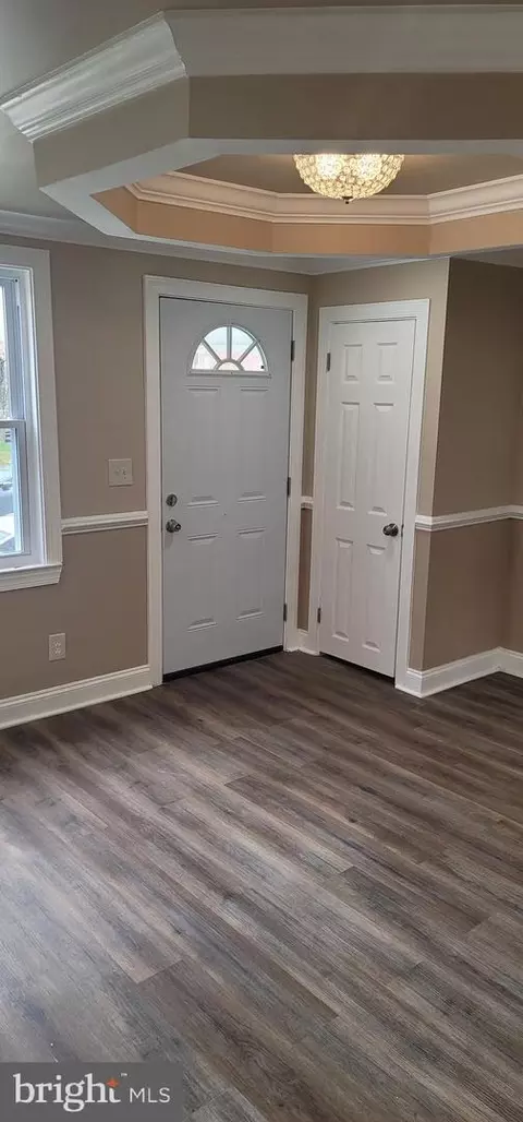 3904 Kenyon Ave, Baltimore, MD 21213 photo 2