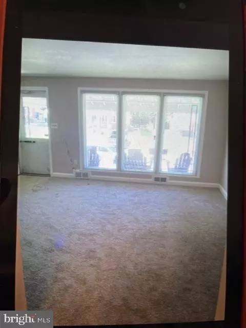 5815 Plumer Ave, Baltimore, MD 21206 photo 3