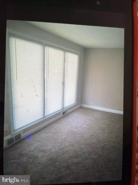 5815 Plumer Ave, Baltimore, MD 21206 photo 5