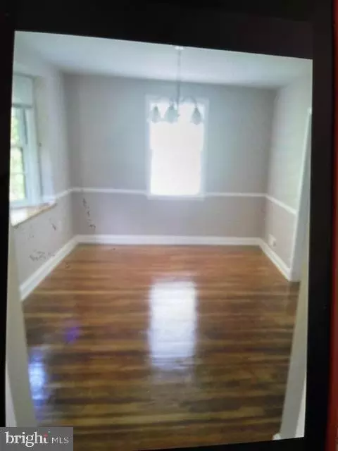 5815 Plumer Ave, Baltimore, MD 21206 photo 8