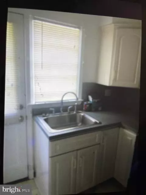 5815 Plumer Ave, Baltimore, MD 21206 photo 11