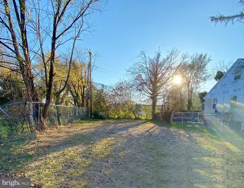 9 Bristol Ave, Brooklyn, MD 21225