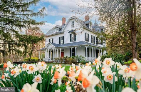 1900 Dixon Rd, Baltimore, MD 21209