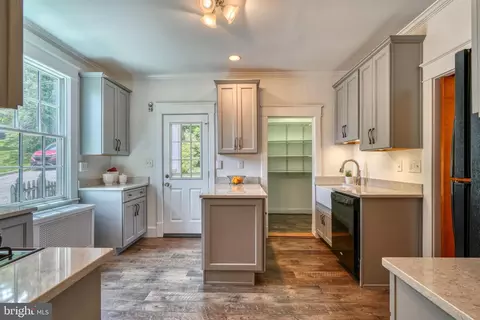 5900 Smith Ave, Baltimore, MD 21209 photo 22