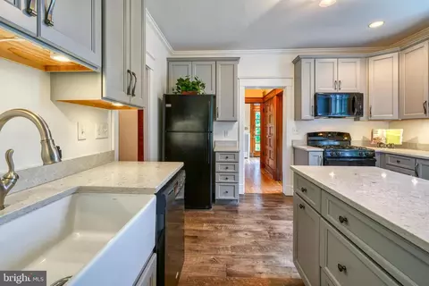 5900 Smith Ave, Baltimore, MD 21209 photo 25