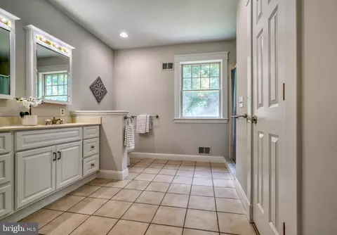 5900 Smith Ave, Baltimore, MD 21209 photo 48