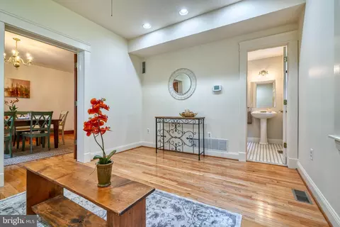 5900 Smith Ave, Baltimore, MD 21209 photo 18