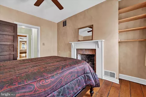 37 E Hamburg St, Baltimore, MD 21230 photo 13