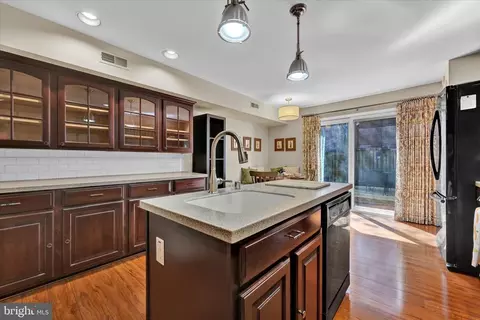 37 E Hamburg St, Baltimore, MD 21230 photo 18