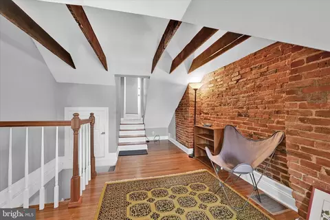 37 E Hamburg St, Baltimore, MD 21230 photo 8