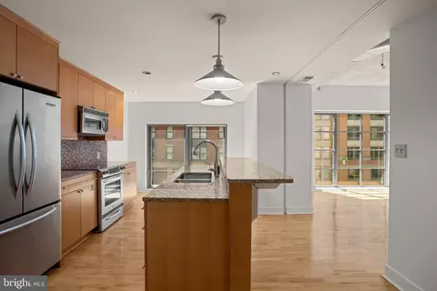 850 Aliceanna St #402, Baltimore, MD 21202