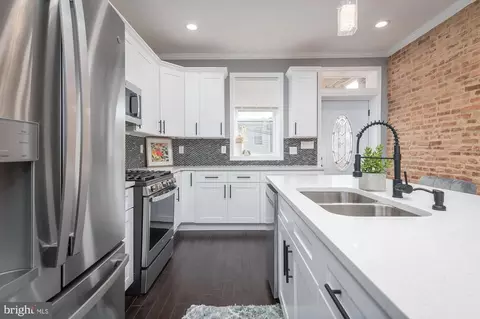 2239 E Biddle St, Baltimore, MD 21213 photo 10