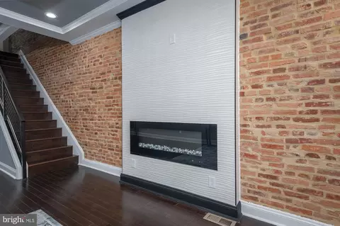 2239 E Biddle St, Baltimore, MD 21213 photo 3