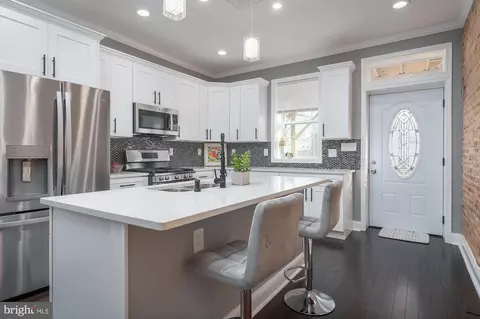 2239 E Biddle St, Baltimore, MD 21213 photo 9