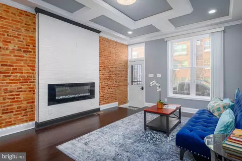 2239 E Biddle St, Baltimore, MD 21213