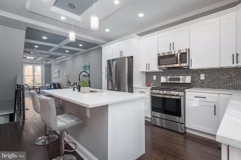 2239 E Biddle St, Baltimore, MD 21213 photo 8