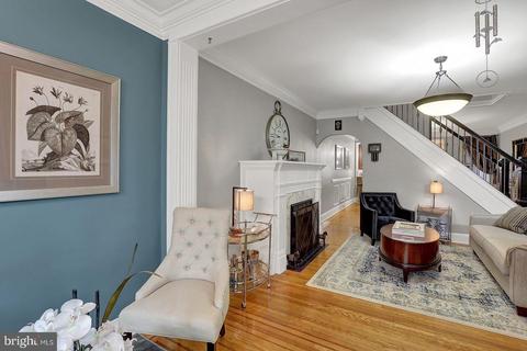 3025 Shannon Dr, Baltimore, MD 21213 photo 5