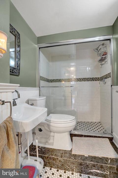 3025 Shannon Dr, Baltimore, MD 21213 photo 19