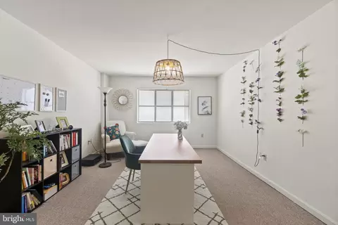 2702 Lighthouse Pt E #615, Baltimore, MD 21224 photo 9