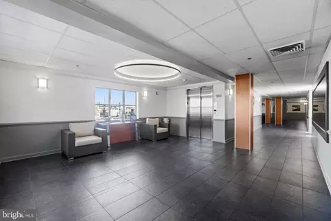 2702 Lighthouse Pt E #615, Baltimore, MD 21224 photo 26