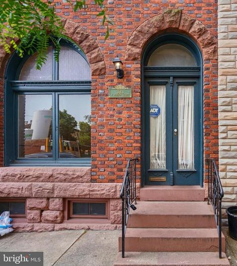 303 W Madison St, Baltimore, MD 21201