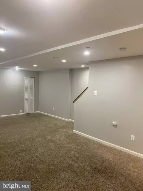 1012 Argyle Ave, Baltimore, MD 21201 photo 14