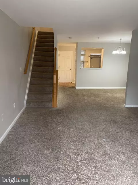 1012 Argyle Ave, Baltimore, MD 21201 photo 2