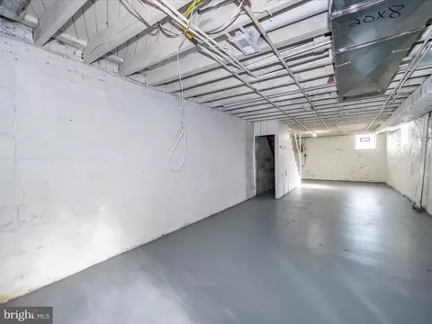 2403 Herkimer St, Baltimore, MD 21230 photo 95