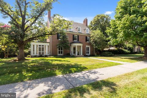 3904 Saint Paul St, Baltimore, MD 21218