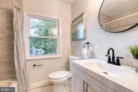 5009 Greenleaf Rd, Baltimore, MD 21210 photo 20