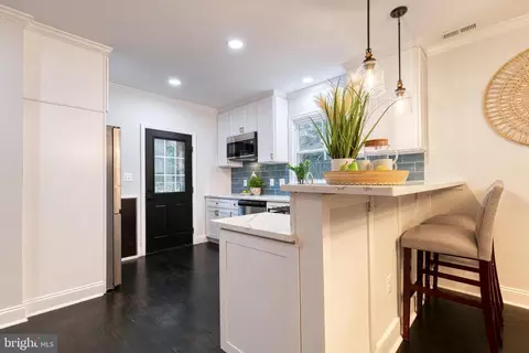 5009 Greenleaf Rd, Baltimore, MD 21210 photo 10