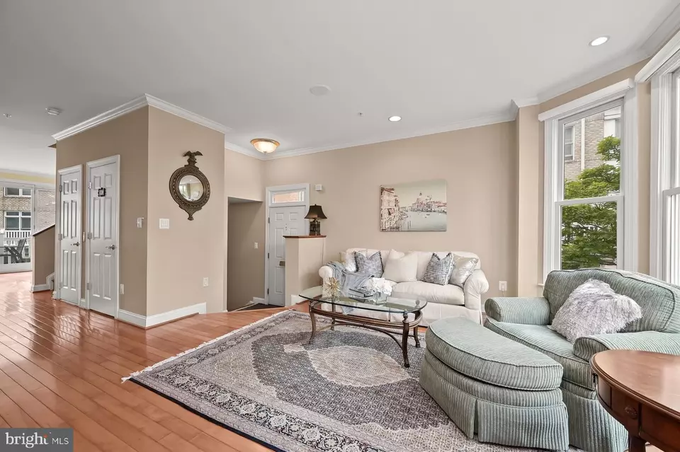  1215 Harbor Island Walk, Baltimore, MD 21230 photo 9