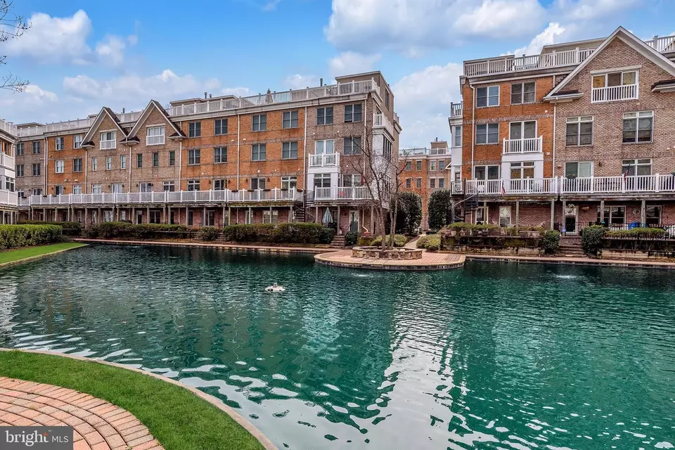  1215 Harbor Island Walk, Baltimore, MD 21230 photo 94