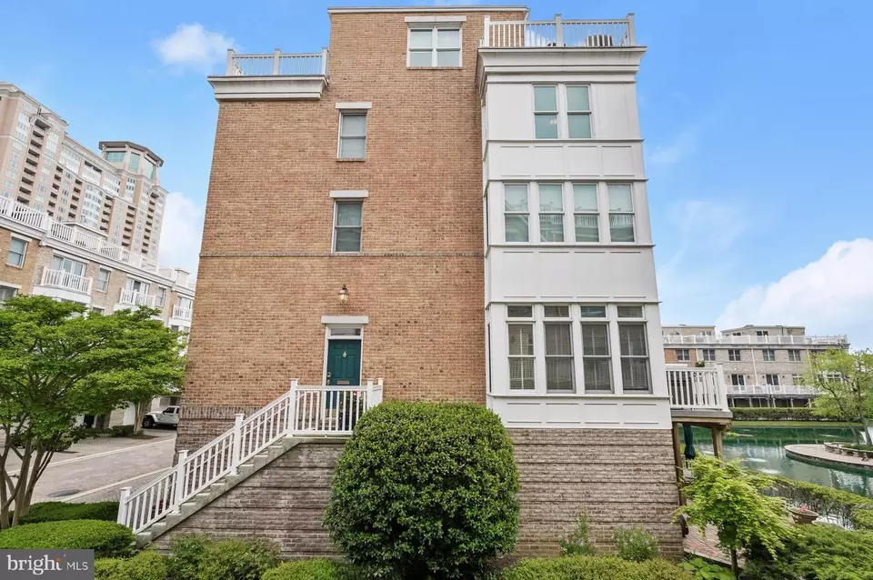  1215 Harbor Island Walk, Baltimore, MD 21230 photo 4