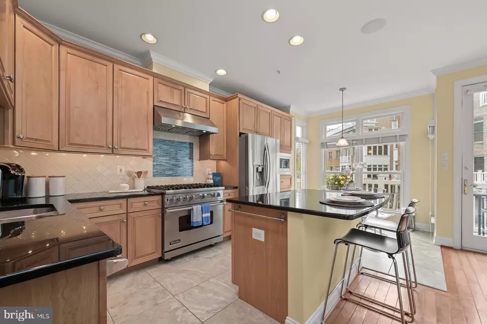  1215 Harbor Island Walk, Baltimore, MD 21230 photo 17