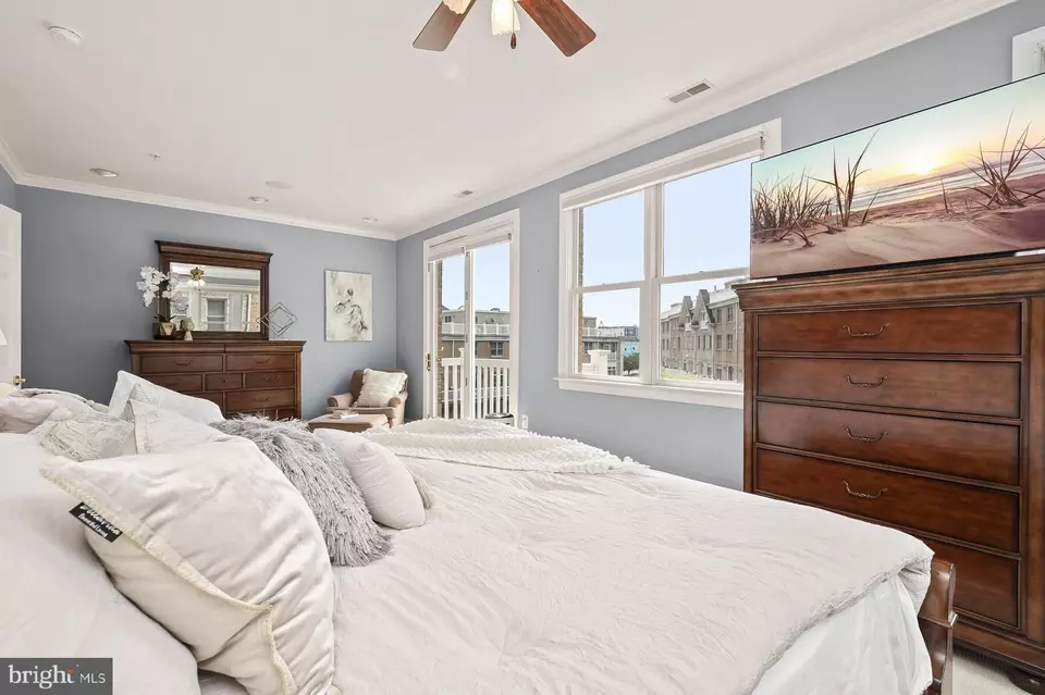  1215 Harbor Island Walk, Baltimore, MD 21230 photo 34