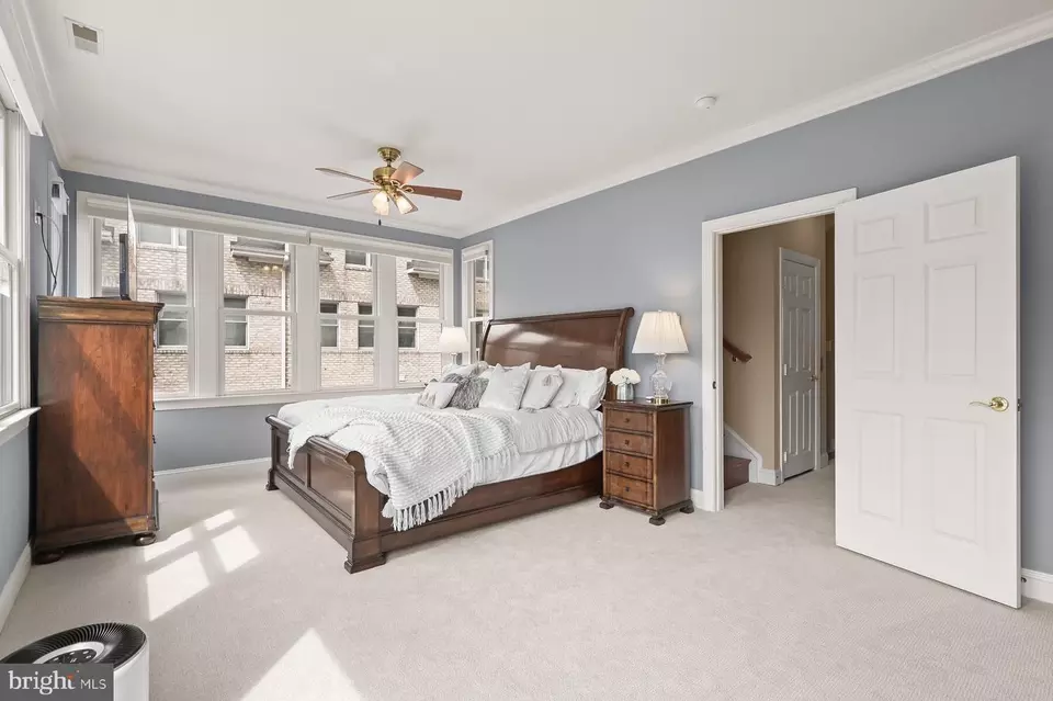  1215 Harbor Island Walk, Baltimore, MD 21230 photo 32