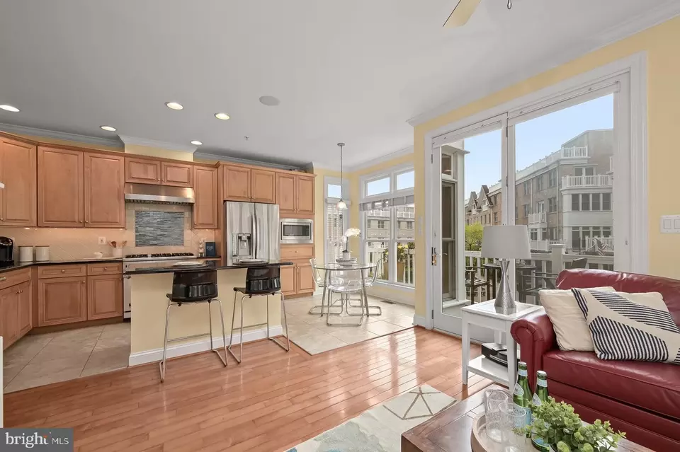  1215 Harbor Island Walk, Baltimore, MD 21230 photo 27