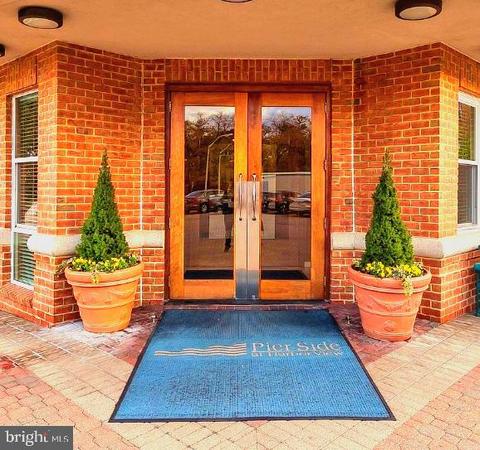 23 Pierside Dr #314, Baltimore, MD 21230