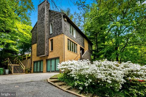1102 Bryn Mawr Rd, Baltimore, MD 21210