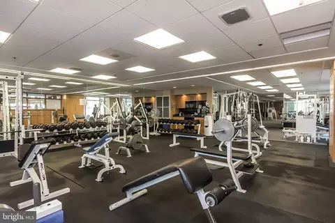 100 Harborview Dr #1701, Baltimore, MD 21230 photo 34