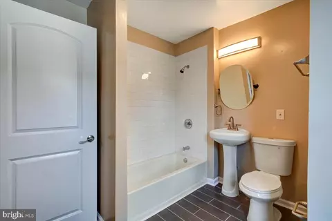 1621 Desoto Rd, Baltimore, MD 21230 photo 30