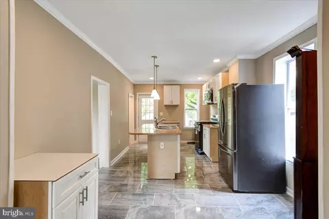 1621 Desoto Rd, Baltimore, MD 21230 photo 16
