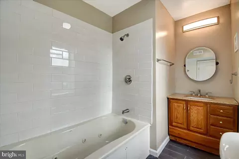 1621 Desoto Rd, Baltimore, MD 21230 photo 25