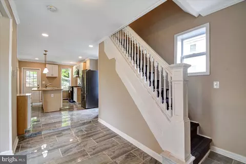 1621 Desoto Rd, Baltimore, MD 21230 photo 4
