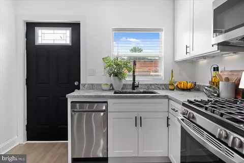 3113 E Preston St, Baltimore, MD 21213 photo 9